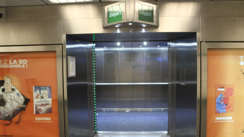 La pose d’ascenseur pour améliorer l’accessibilité de vos bureaux